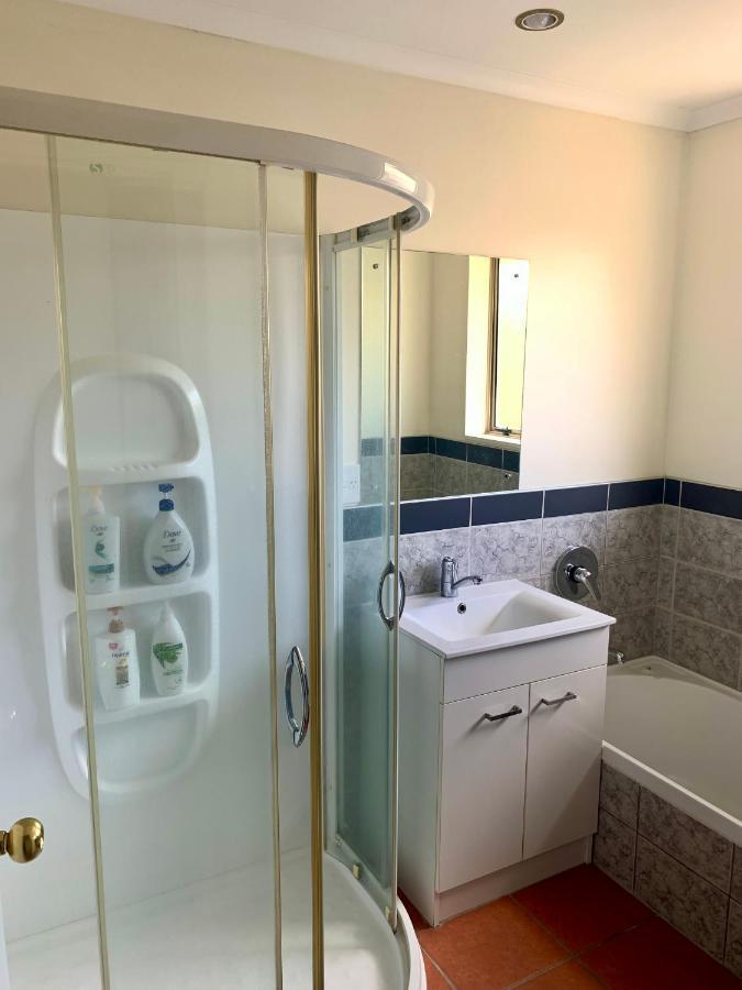 Radiata Homestay Hamilton Buitenkant foto