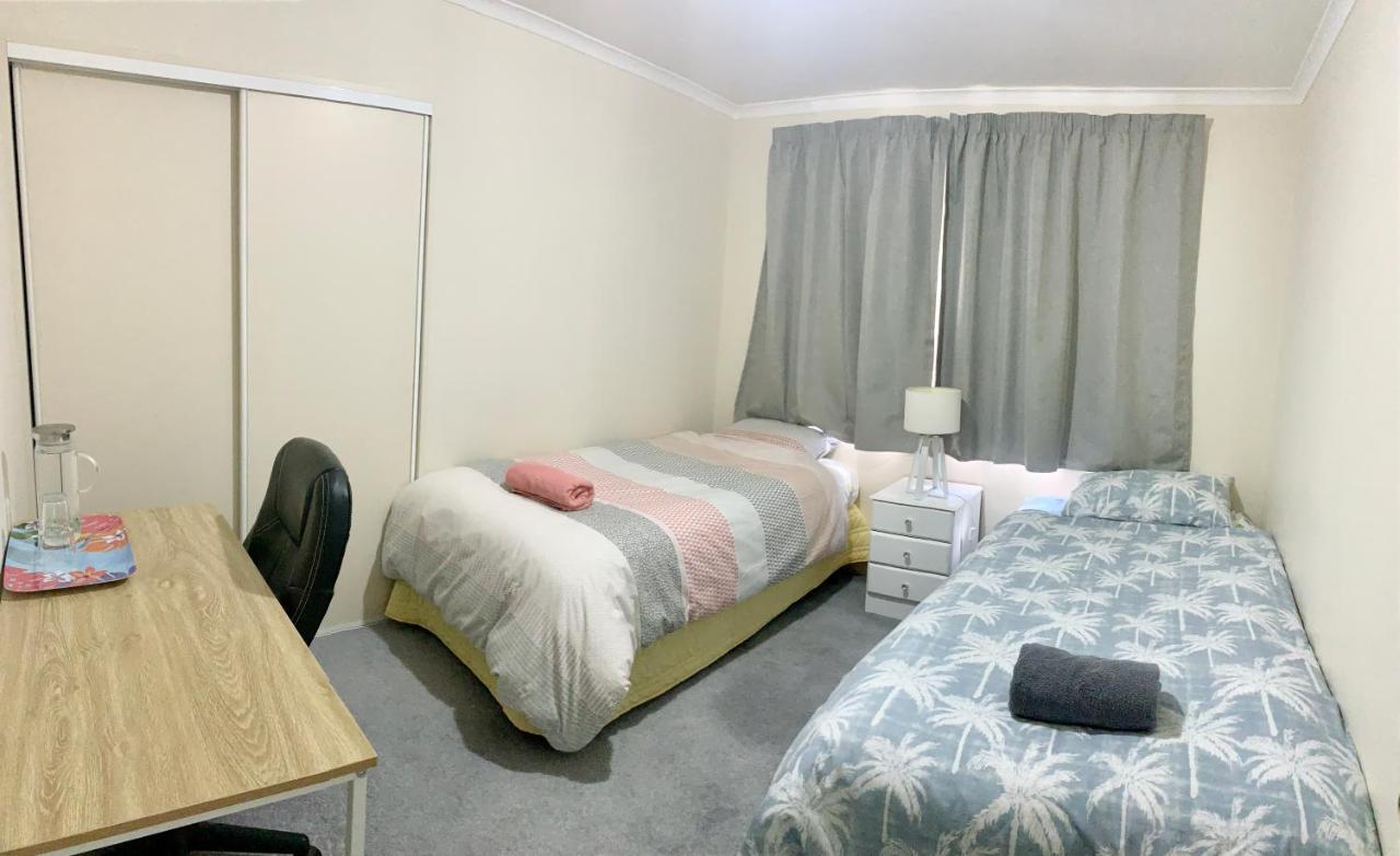 Radiata Homestay Hamilton Buitenkant foto